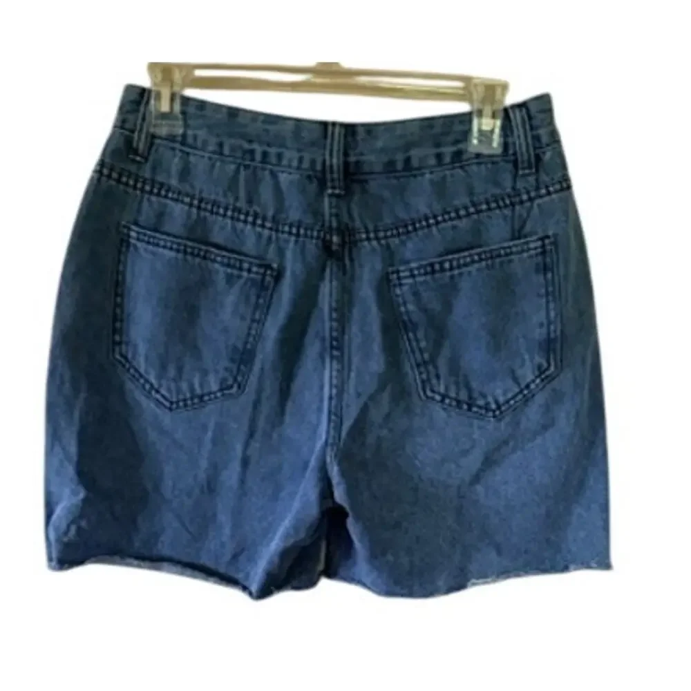 ROMWE Women’s Star Patchwork Denim Shorts Blue Raw Hem Size Medium Jorts